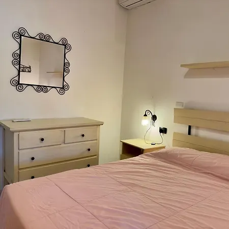 شقة Casa Isuledda 48 سان تيودورو